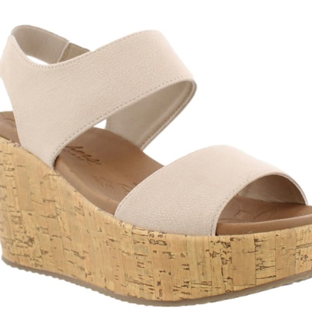 New Skechers Luxe Foam Wedge Size US 10 EU 40